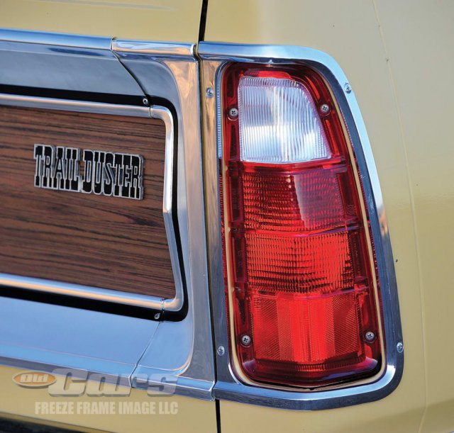 1976-plymouth-trail-duster-sport-a138.jpg