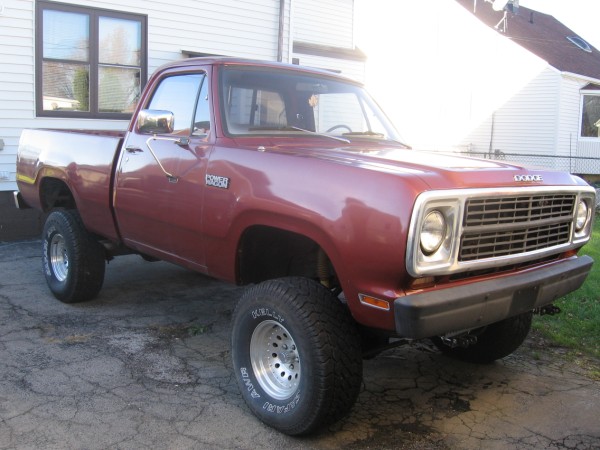 1979DODGE 003.jpg
