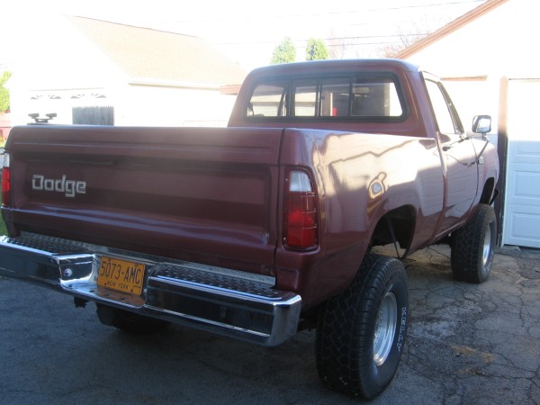 1979DODGE 005.jpg