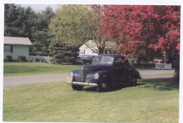 39  P-8 business coupe 002.jpg