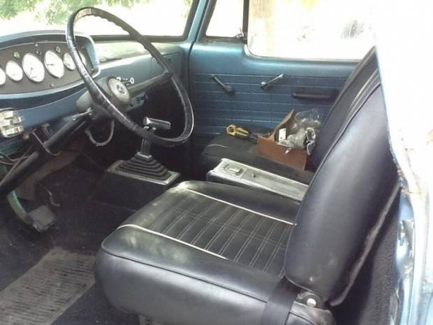64 D-100 Sweptline Custom Sport Special 318ci #2 @ 5.7Hemi from FBBO.jpg