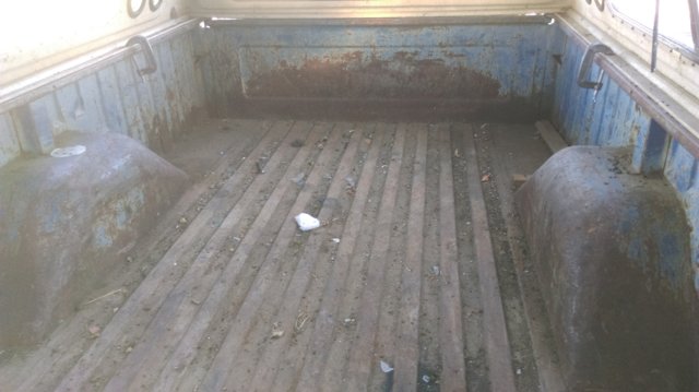 68 dodge inside bed.jpg