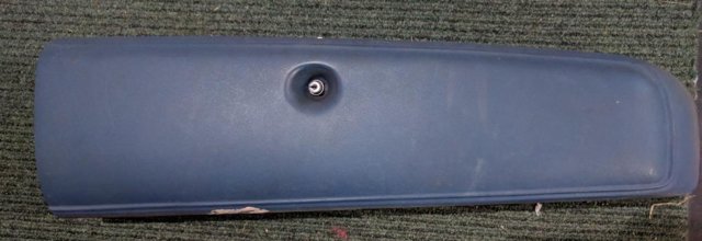 76.d100.glovebox.jpg