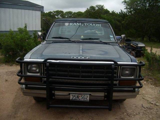 85 dodge d150 Before.jpg
