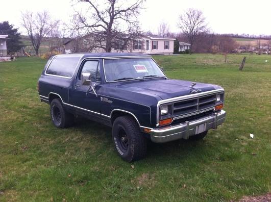 86 ramcharger 007.jpg