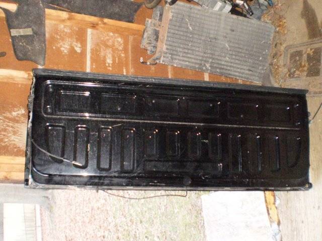 CAR PARTS 001.JPG
