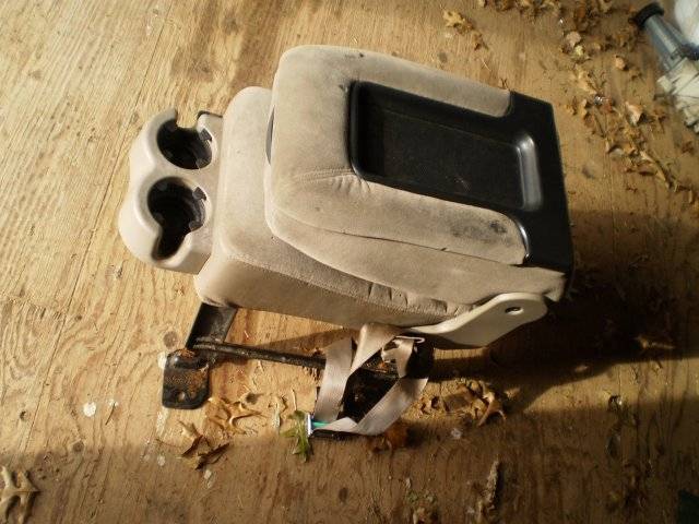 CAR PARTS 003.JPG