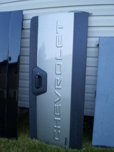 CAR PARTS 007.JPG