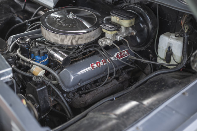 F100 engine.jpg