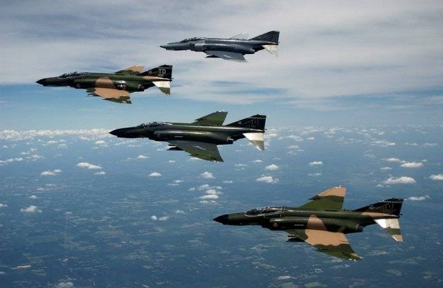 f4_phantom_5.jpg