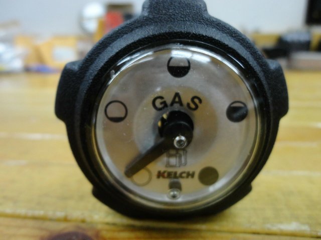 fuel cap.jpg