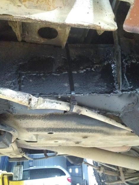 LF side rail.jpg