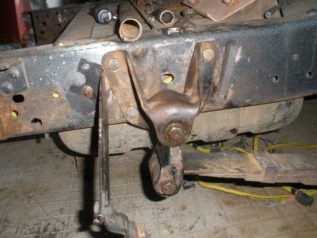 mopar  lowering truck 007.jpg
