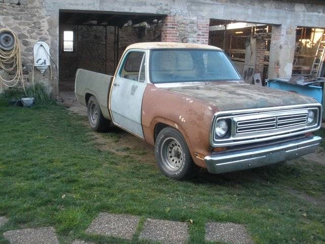 mopar lowering truck 058.jpg