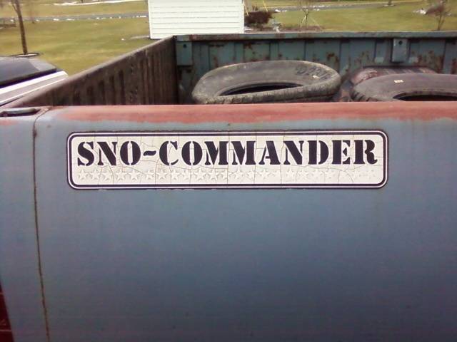 sno-commander decal.jpg