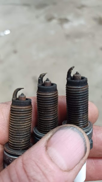 Spark plugs.jpg