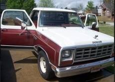 84 Dodge Truck_2.jpg