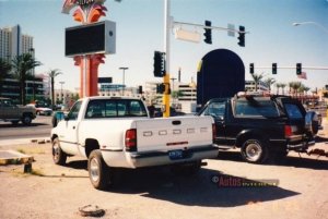1994-Dodge-Ram-truck-spy-shots-taken-1993-in-AZ-3.jpg
