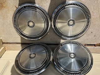 15in hubcaps 2.jpg